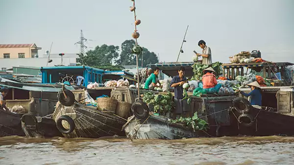 Floating Markets