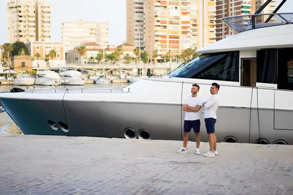 Hire Professional Yacht Crew