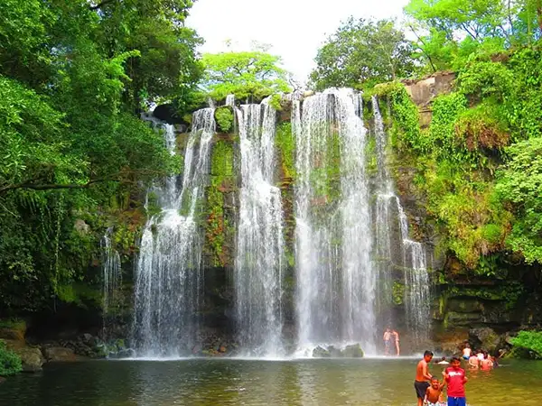 Llanos de Cortes Waterfall  