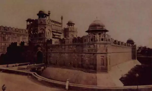 Old picture of Red Fort