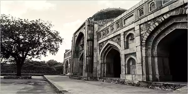 Jamali Kamali Mosque and Tomb