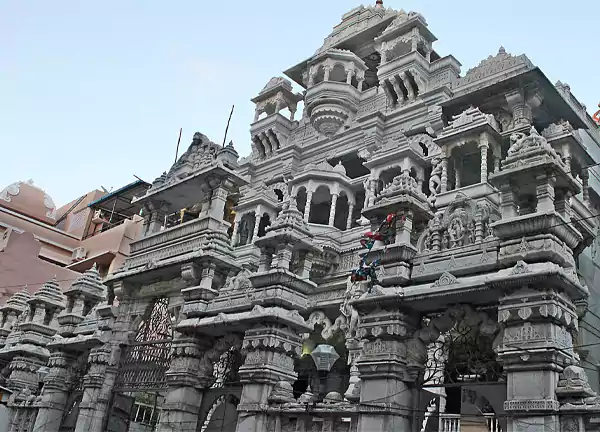 Shri Chandraprabhu Jain Naya Mandir