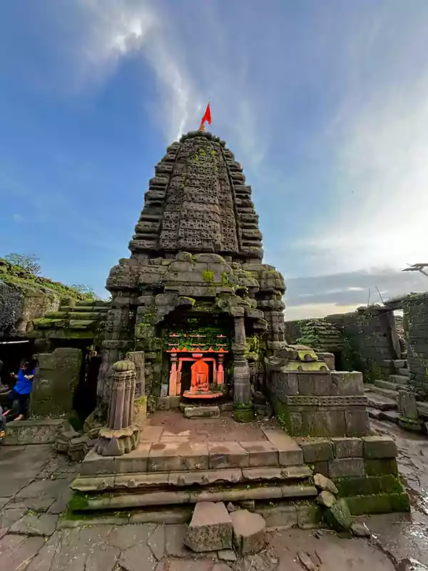 Harishchandragad temple