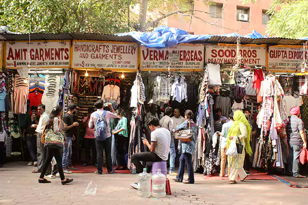 Janpath Cloth Market