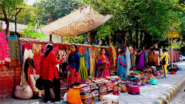 Janpath Market New Delhi