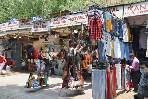 Janpath Market Opening Times