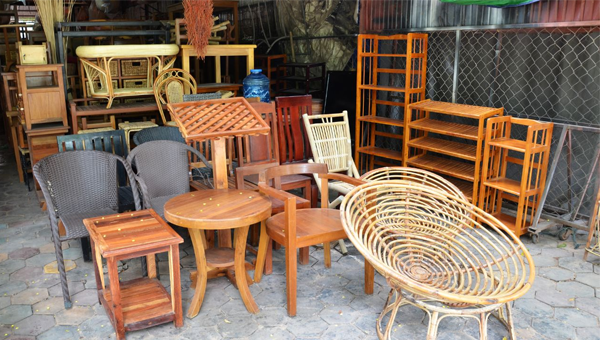 Jail Road Furniture Market