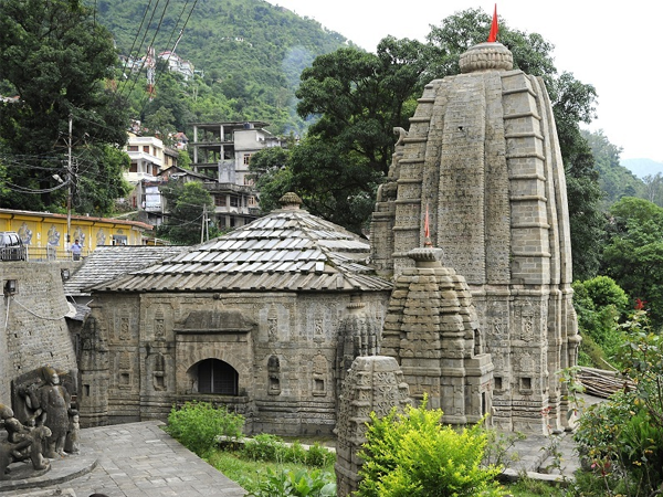 Mandi Panchvaktra Temple