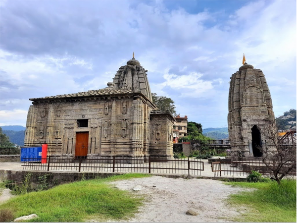 Mandi Panchvaktra Temples