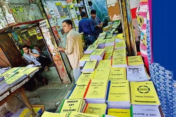 Mukherjee Nagar Book market 