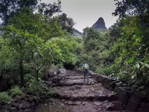 Naneghat trek