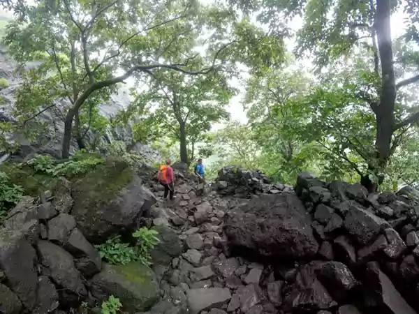 Naneghat trekking route