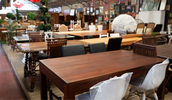 Panchkuian Furniture Market