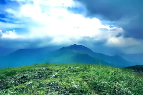 Ponmudi Hill Attraction