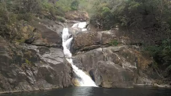 Ponmudi Hills Attraction cp