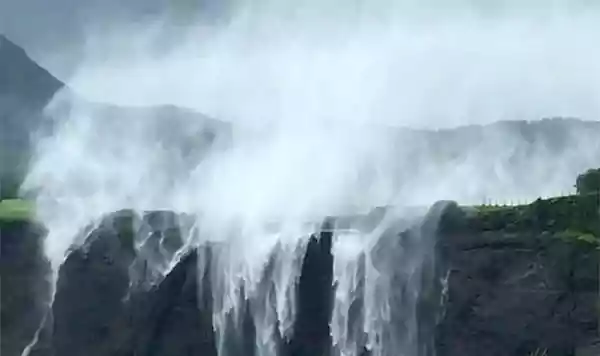 Reverse waterfall