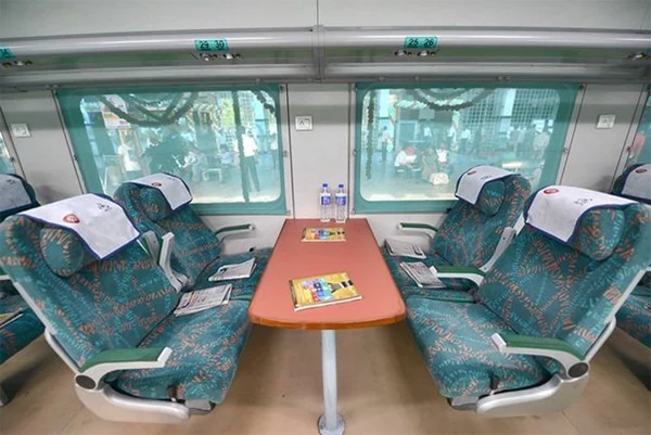 Air-Conditioned Executive Chair Class (EC)