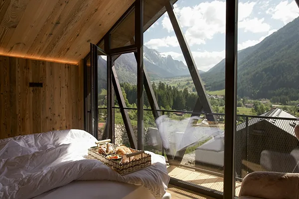 Luxurious and spacious mountain cabins 