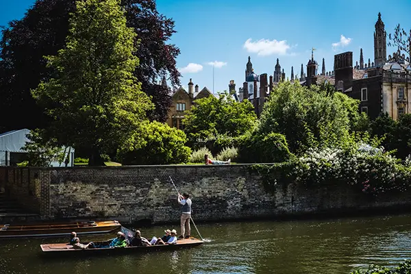 cam river punting 