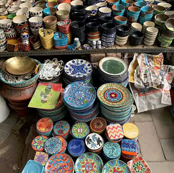 Ceramic plates