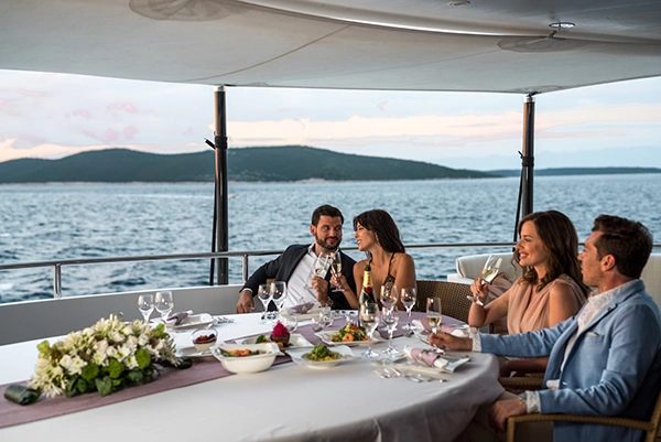 Dining in Yacht 