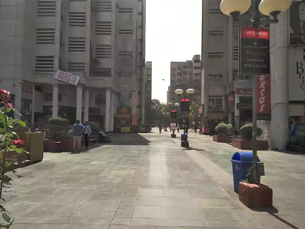 Janakpuri district centre restaurants