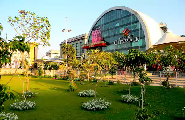 Select City Mall Delhi