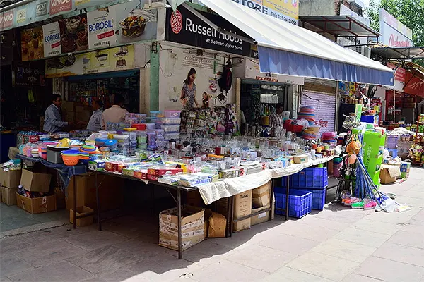 Alaknanda-Market-Delhi