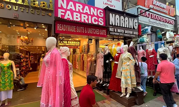 Lajpat Nagar market