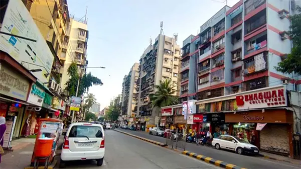 Lokhandwala market for clothes