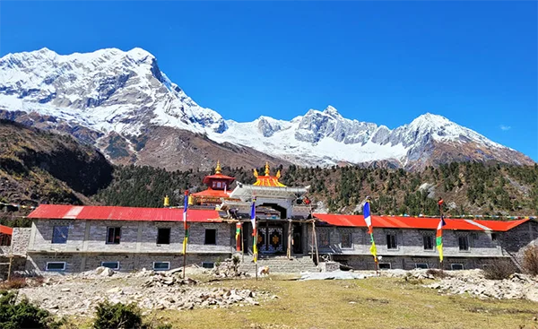 Mount Manaslu 